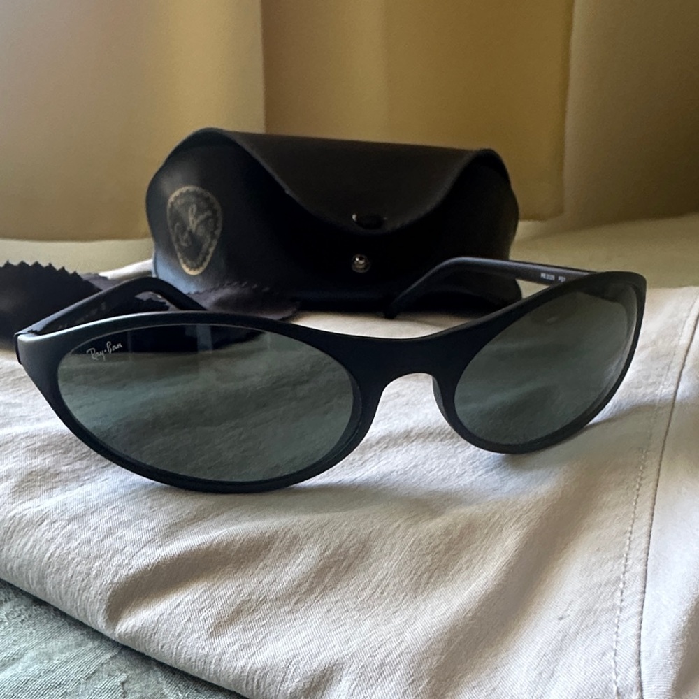Ray-Ban